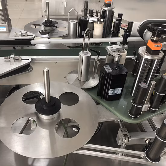 両面ラベル貼付機 丸ボトル・平ラベル貼付機